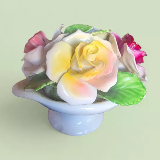 Vintage Aristocrat Floral Bone China el boyaması porselen gül 